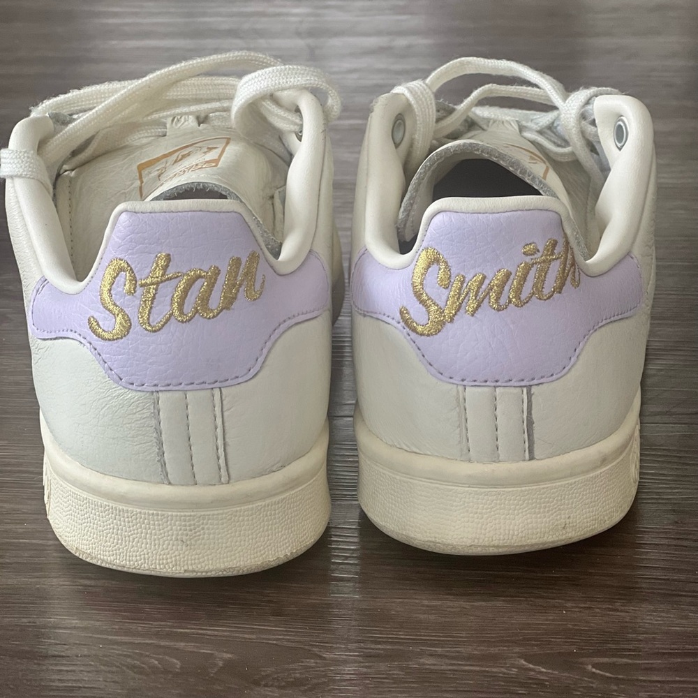 Adidas Original Stan Smith Sold-Out Purple Orchid Colorway.